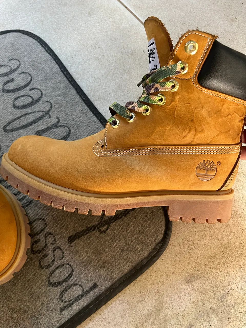 Bota Timberland x bape  - Foto 2