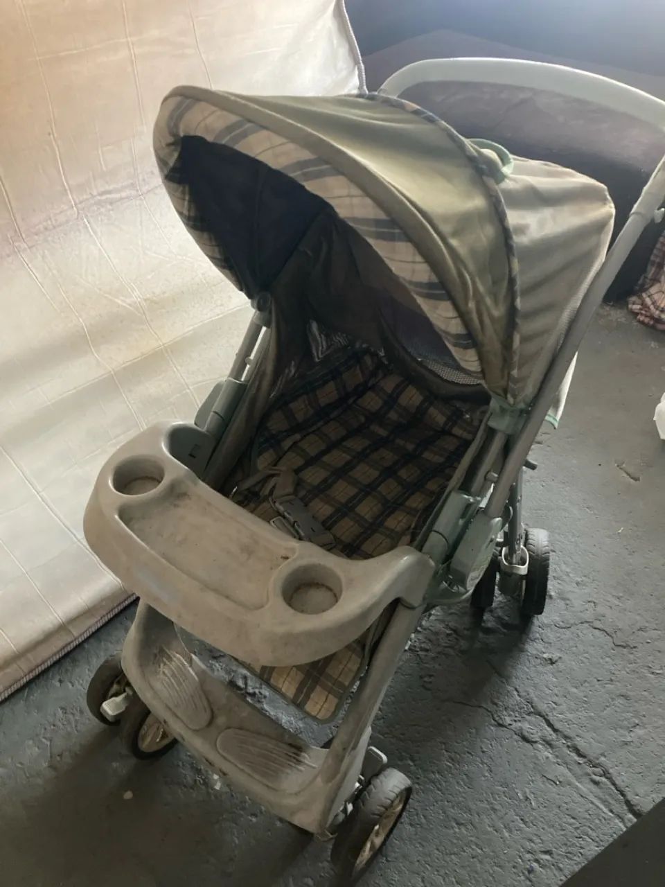 Vendo carrinho de Bebe - Foto 2