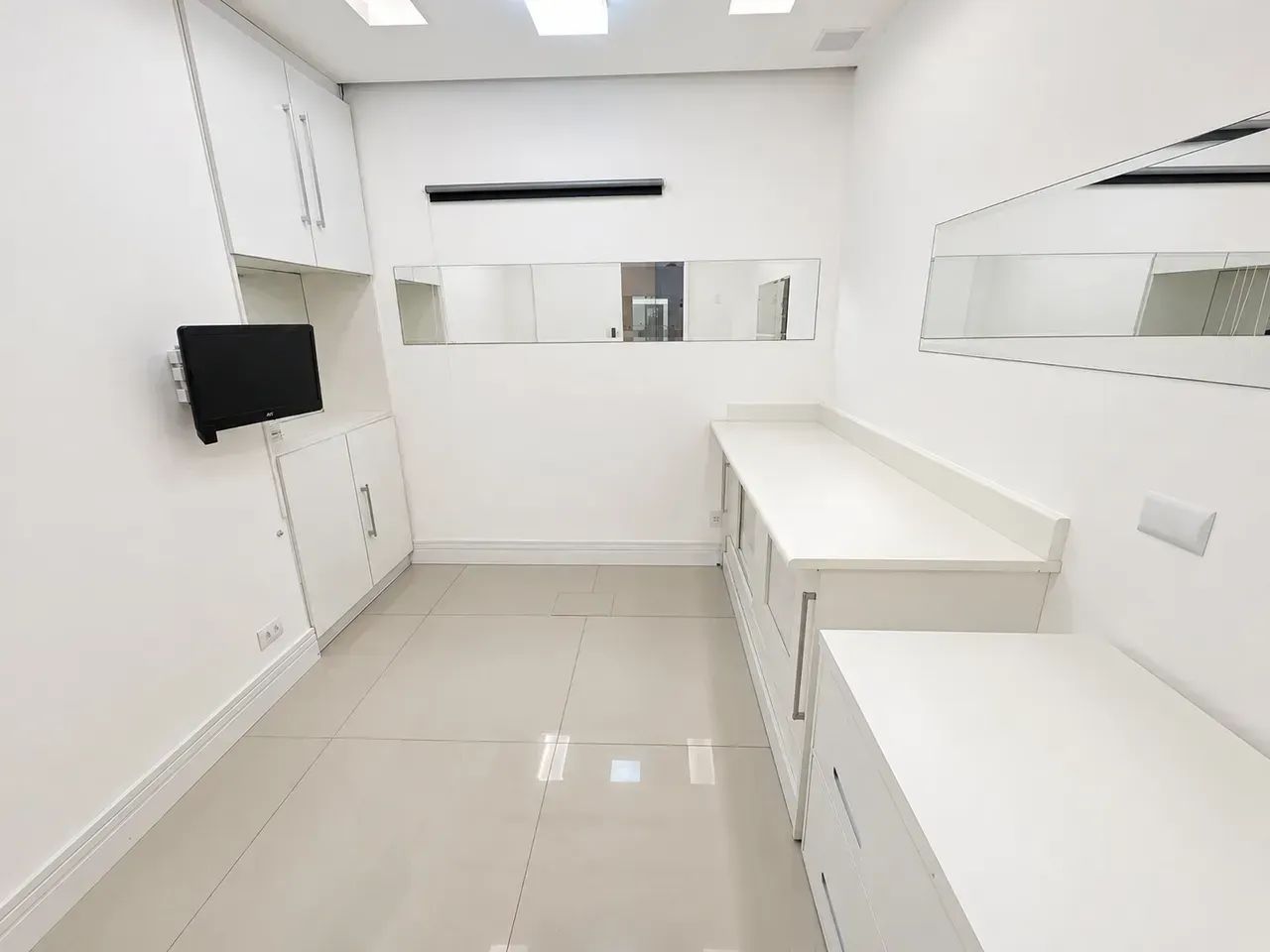 Sala/Conjunto para venda possui 43 metros quadrados - Foto 4