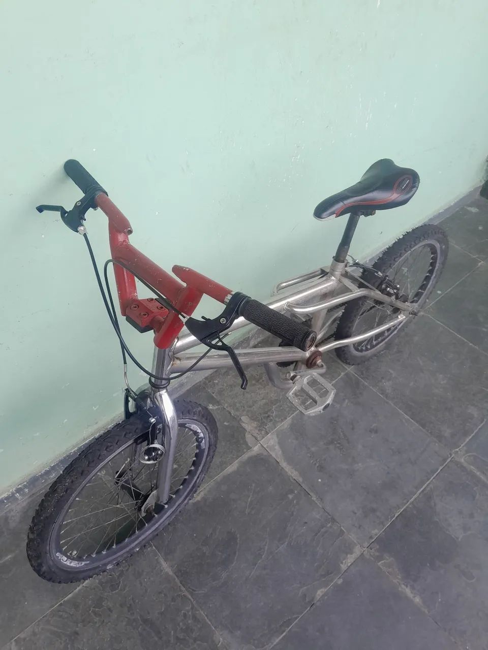 Bicicleta cromada aro 20 - Foto 4