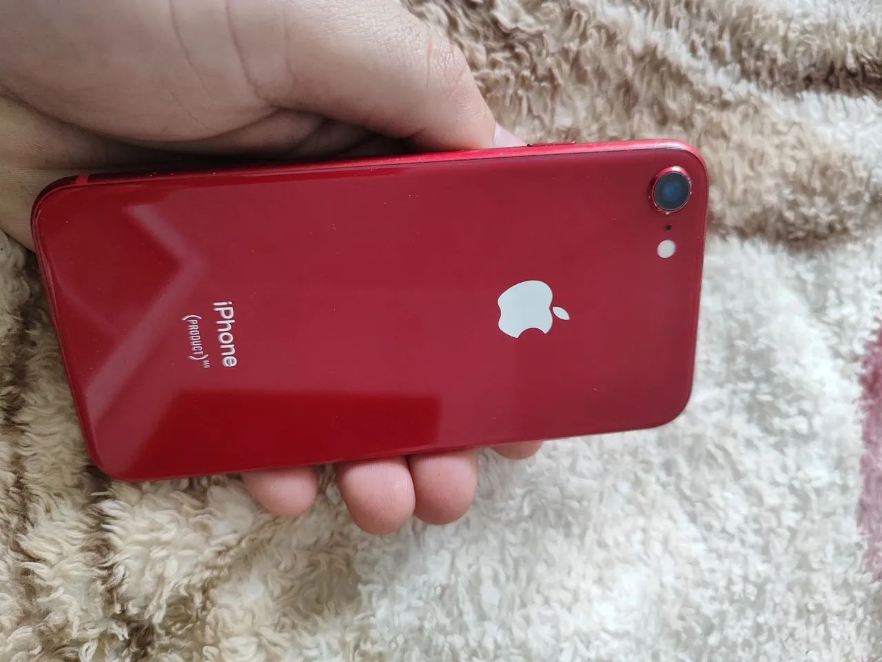Vendo iPhone 8 Vermelho 
