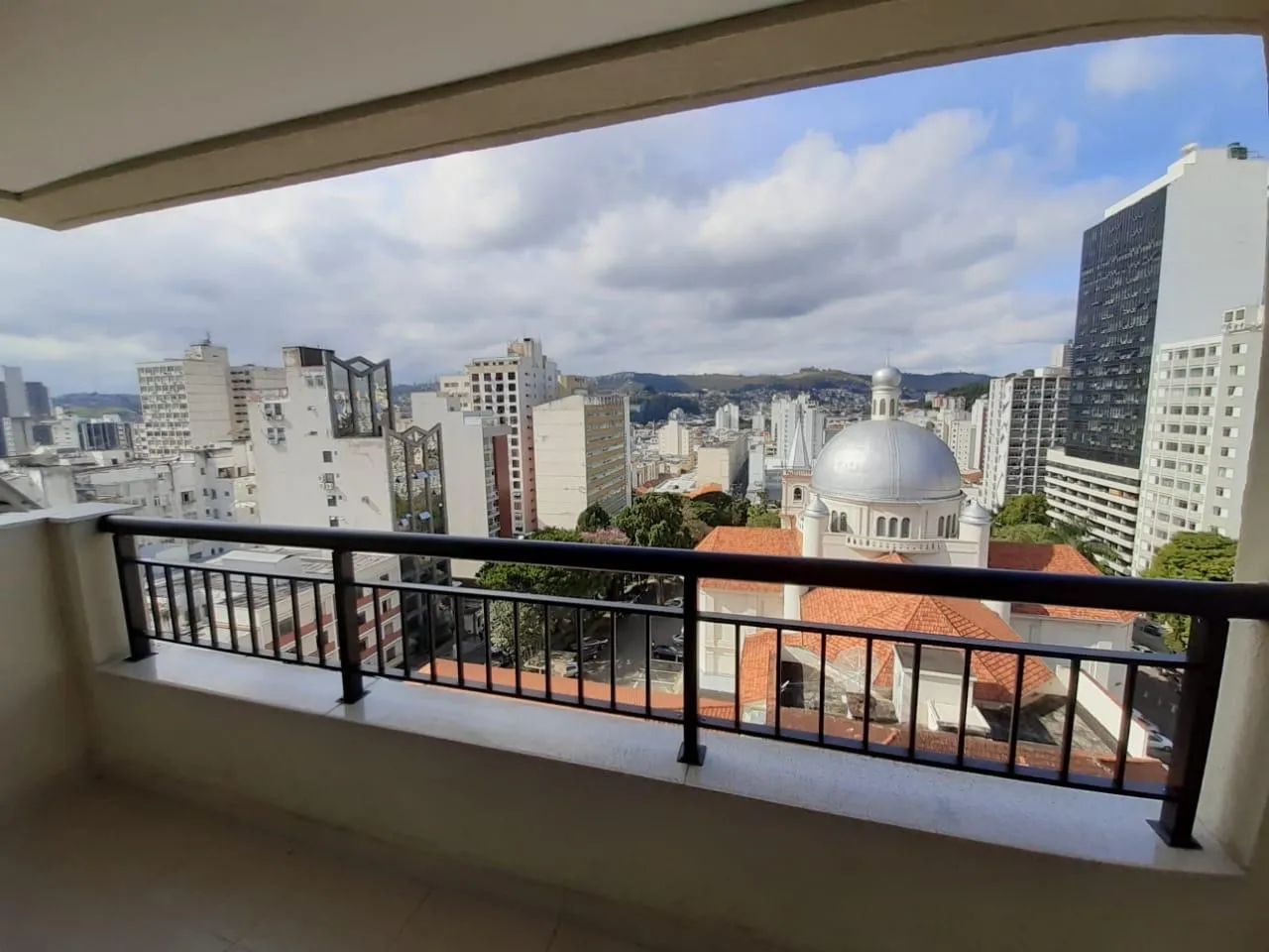 APARTAMENTO MOBILIADO DE 1 QUARTO, SALA COM VARANDA - Foto 6