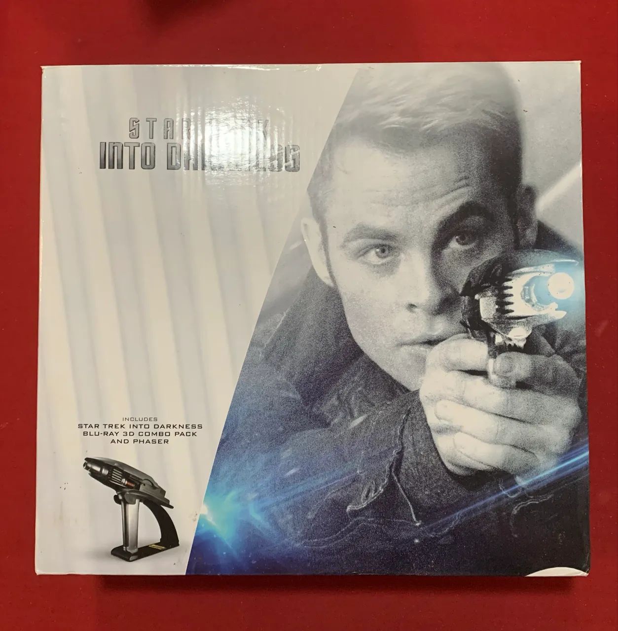 Star Trek - Além da escuridão blue ray 3D + Phaser 