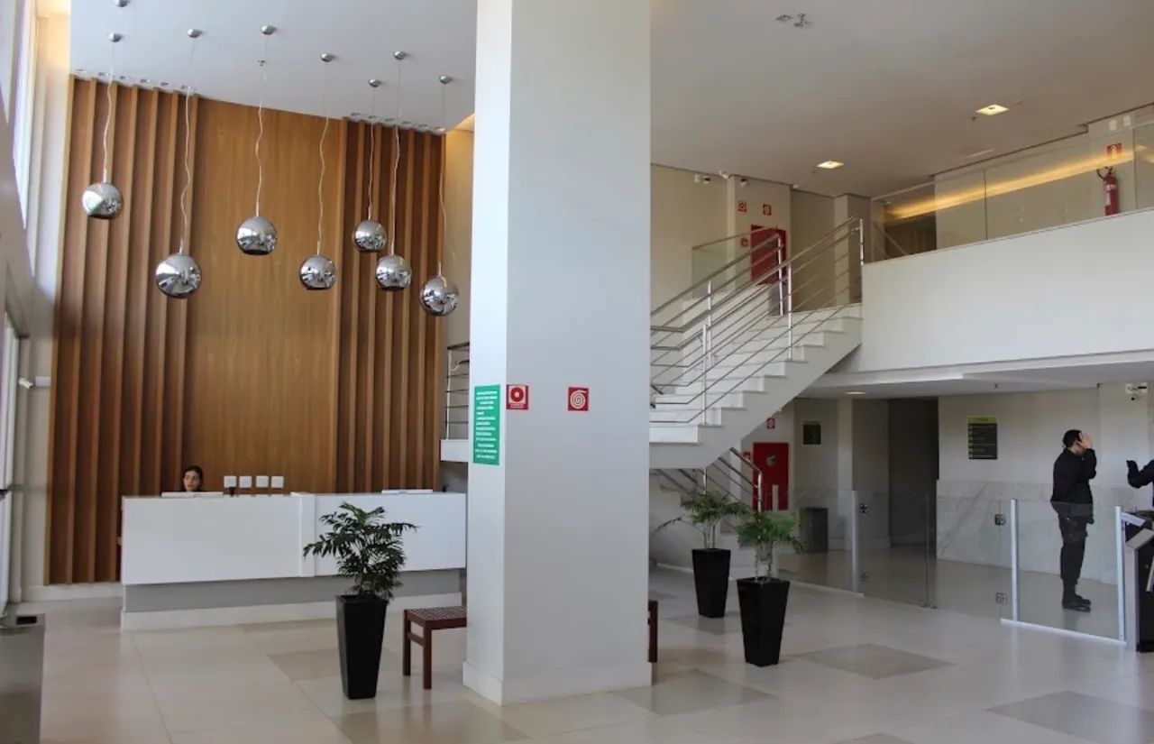 Sala comercial a venda toda reformada  - Foto 2