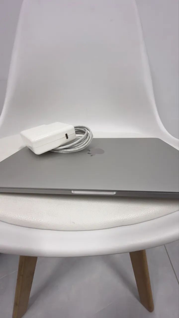 MACBOOK PRO 512GB TOUCH BAR - Foto 3
