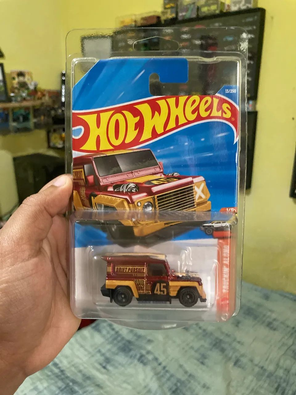 ホットウィール　DRIFT ENDER スーパートレジャーハント Hot Wheels Super Treasure Hunt (STH) Drift-Ender - Lacrado