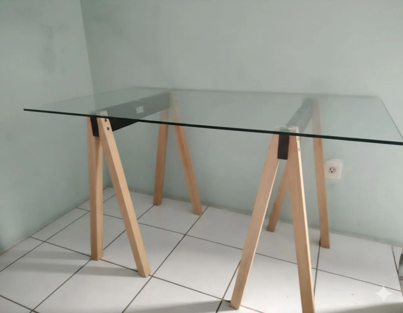 Mesa de vidro: 1,27 X 0,75