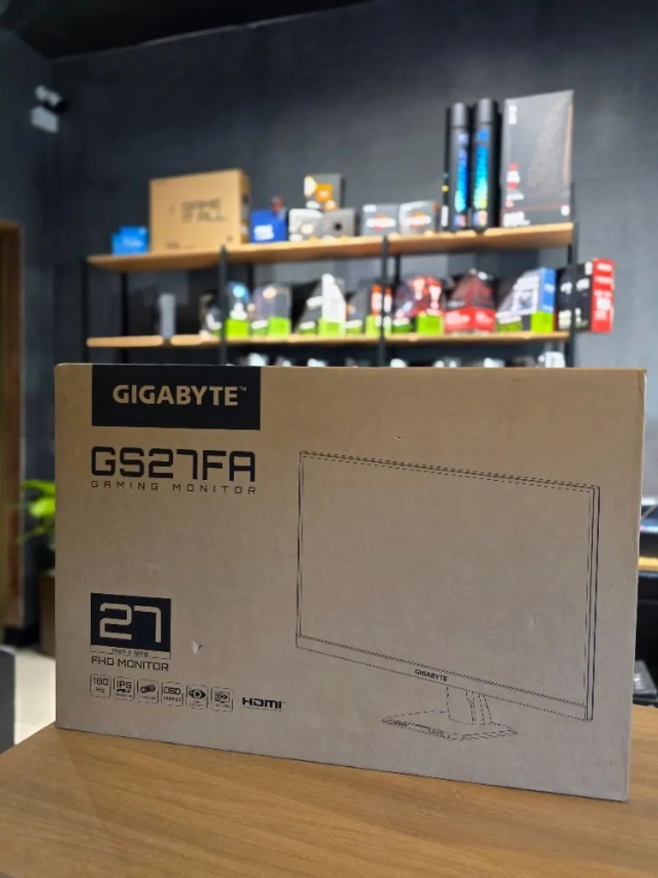Monitor Gamer Gigabyte GS27FA 27", IPS, Full HD - Foto 2
