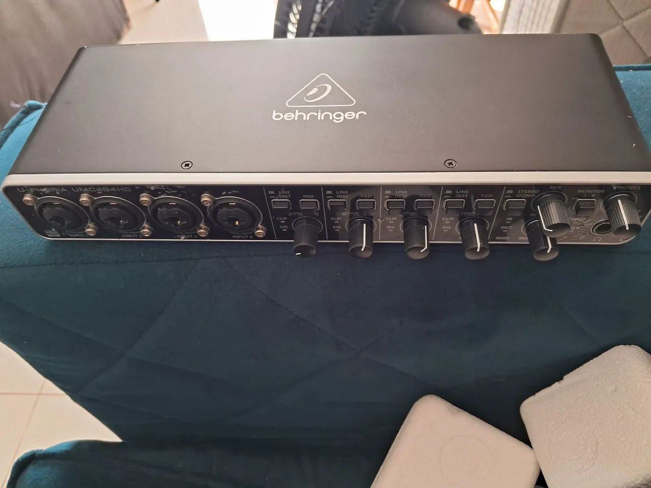 Interface de Áudio UMC 404HD - Foto 3
