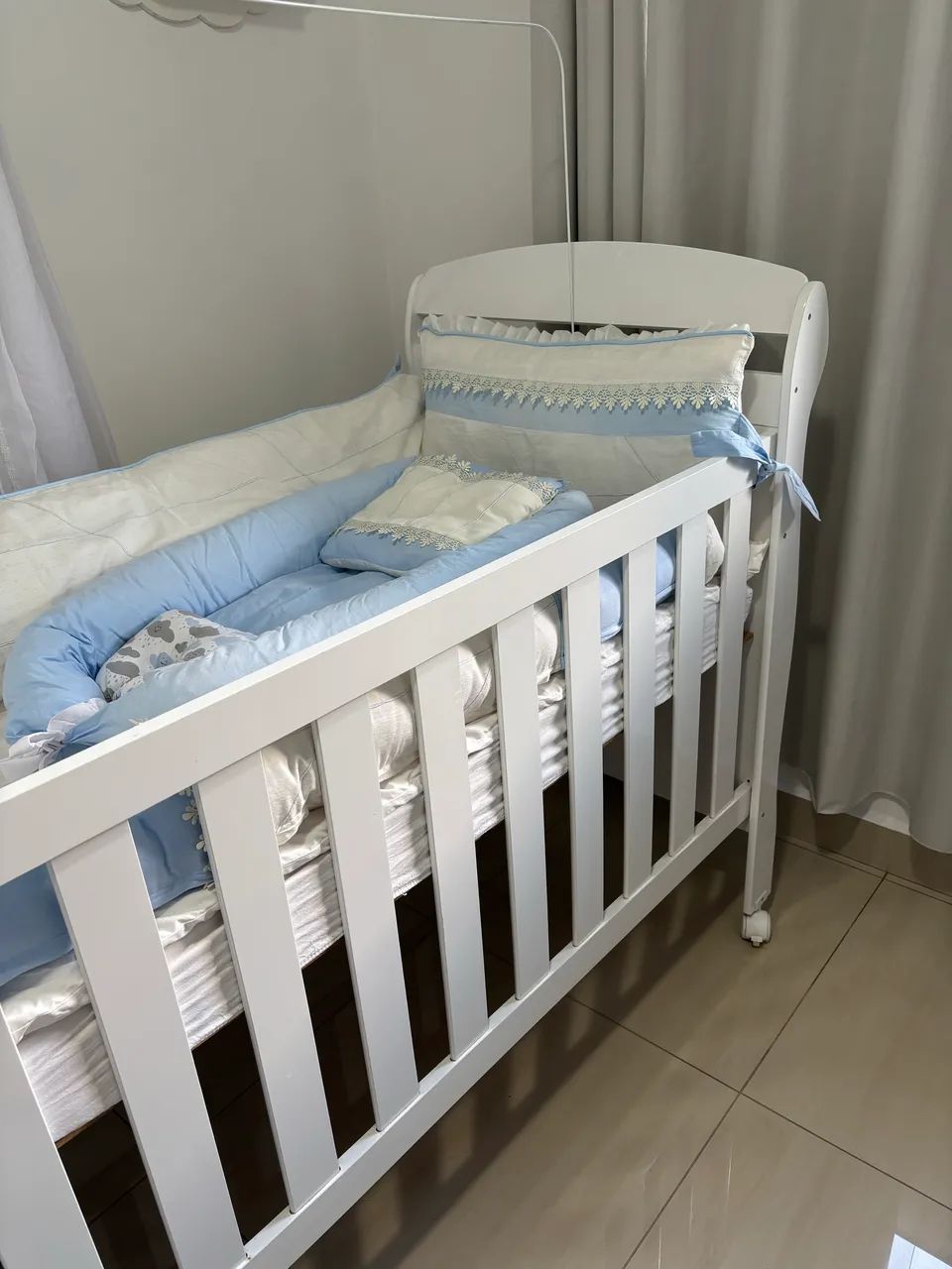 Berço americano com kit completo 