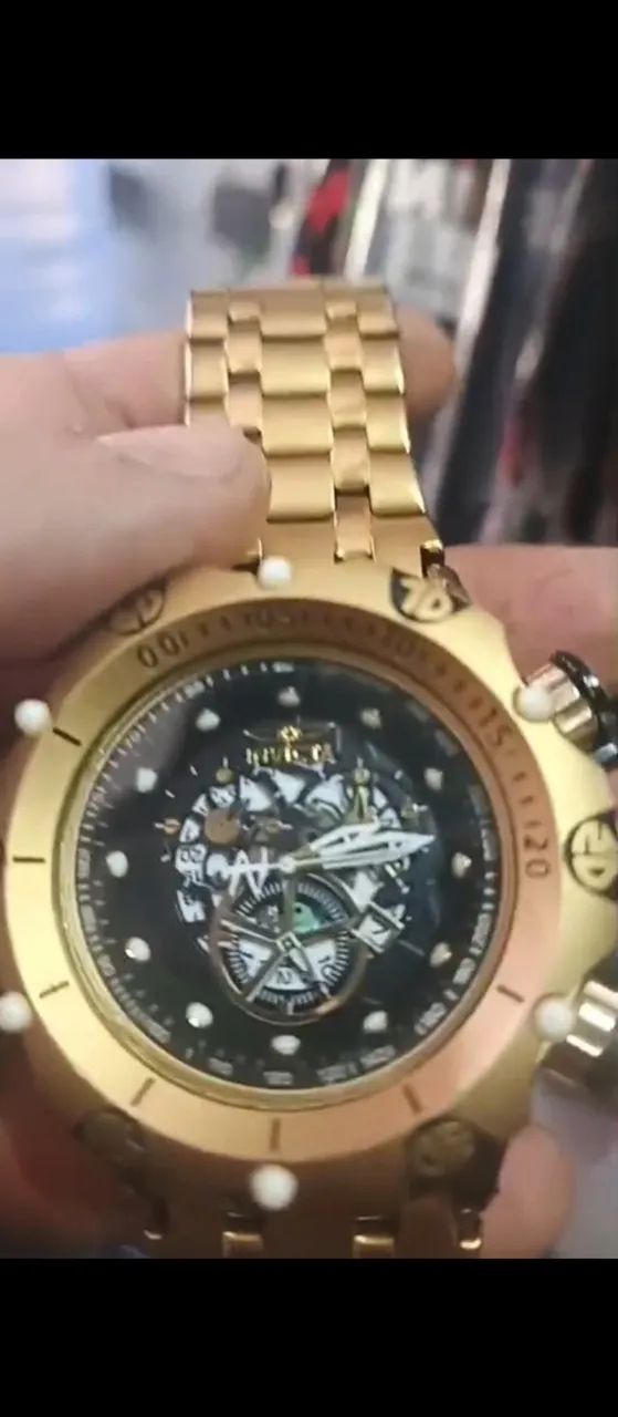 Relógio invicta dourado semi novo original 