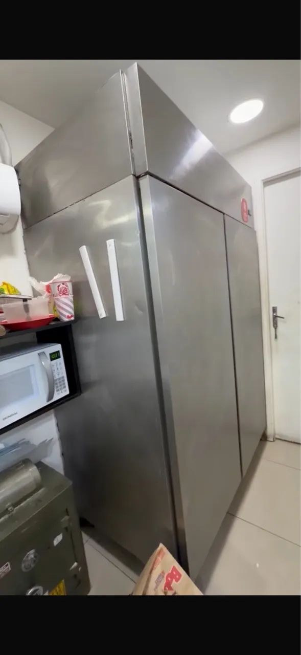 Refrigerador MACOM 
