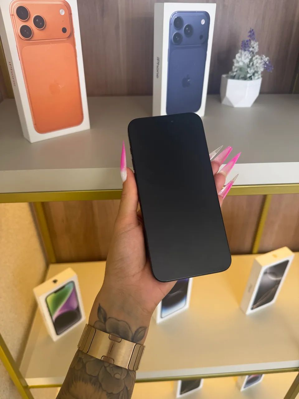 iPhone 15 Pro Max 512GB Titânio Preto  - Foto 5