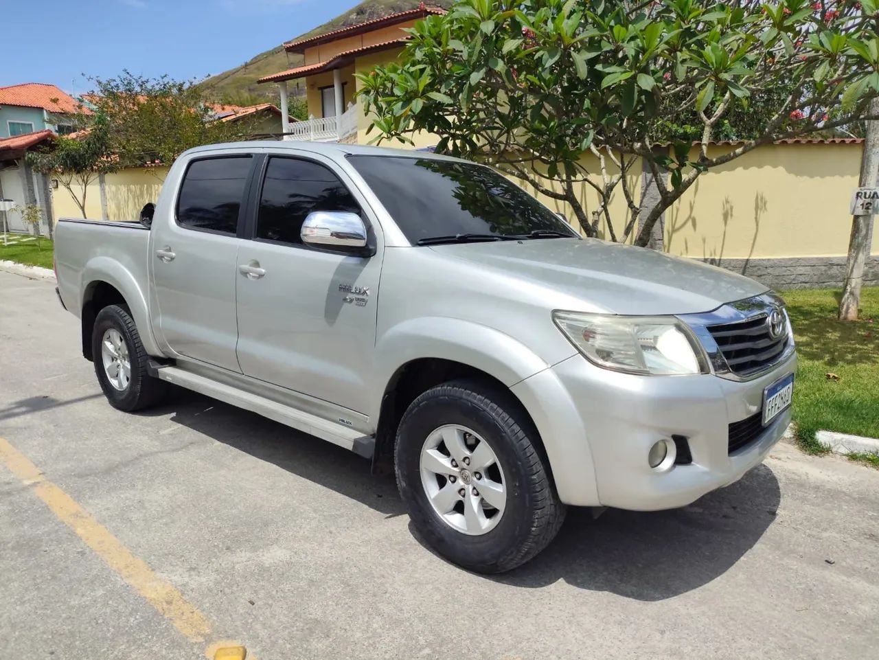 Toyota Hilux 2013