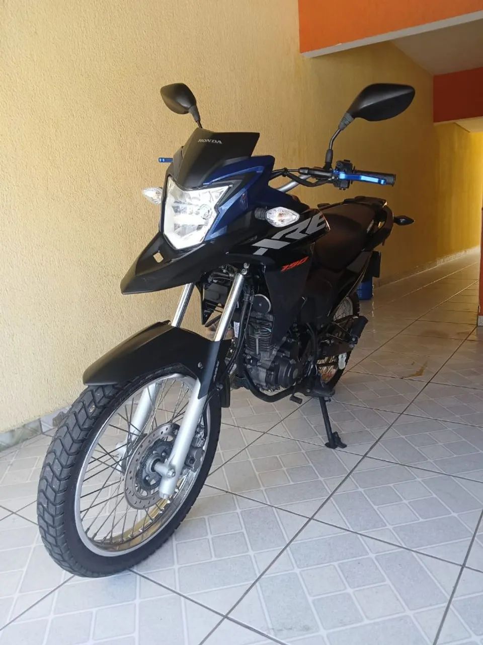 XRE 190  Ótimo estado 