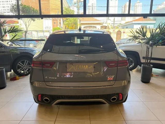 Jaguar E-Pace 2.0 AWD 249cv Aut. 2018 - Foto 4