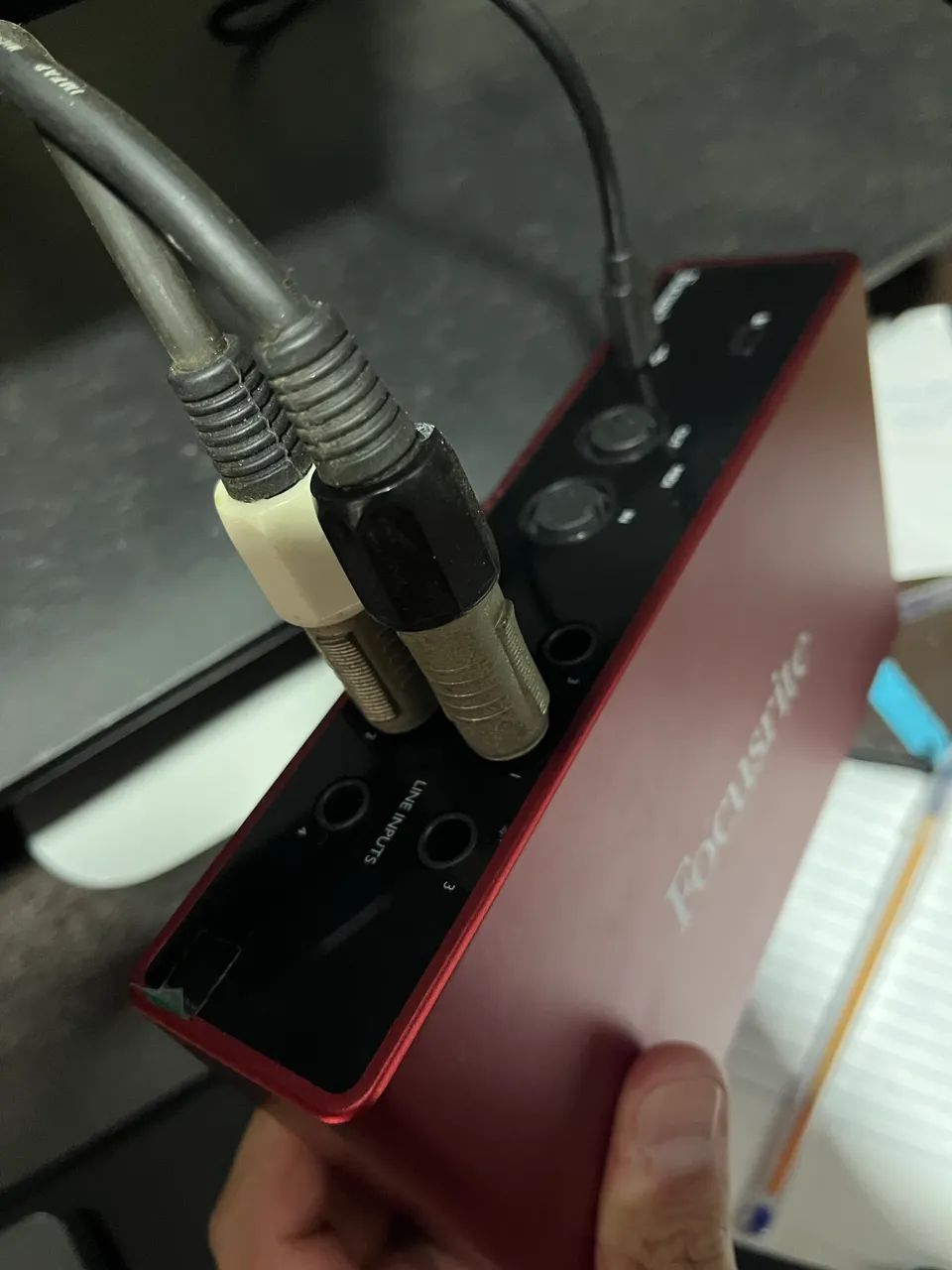 Focusrite Scarlett 4i4 3grd - Foto 2