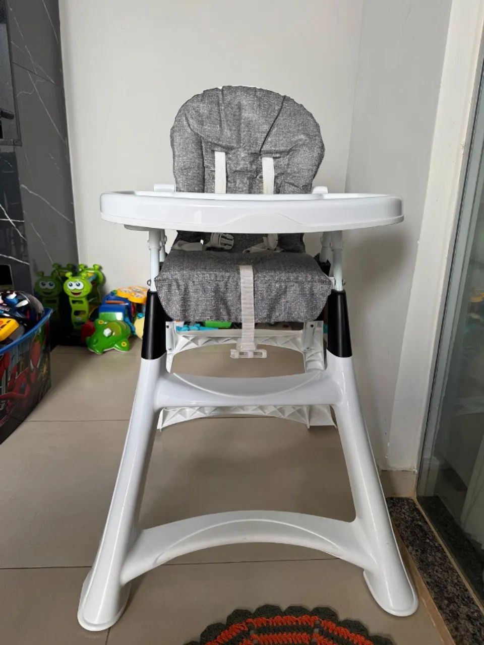 Cadeira de alimentação 
