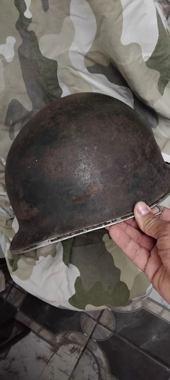 Capacete de aço antigo - Foto 2