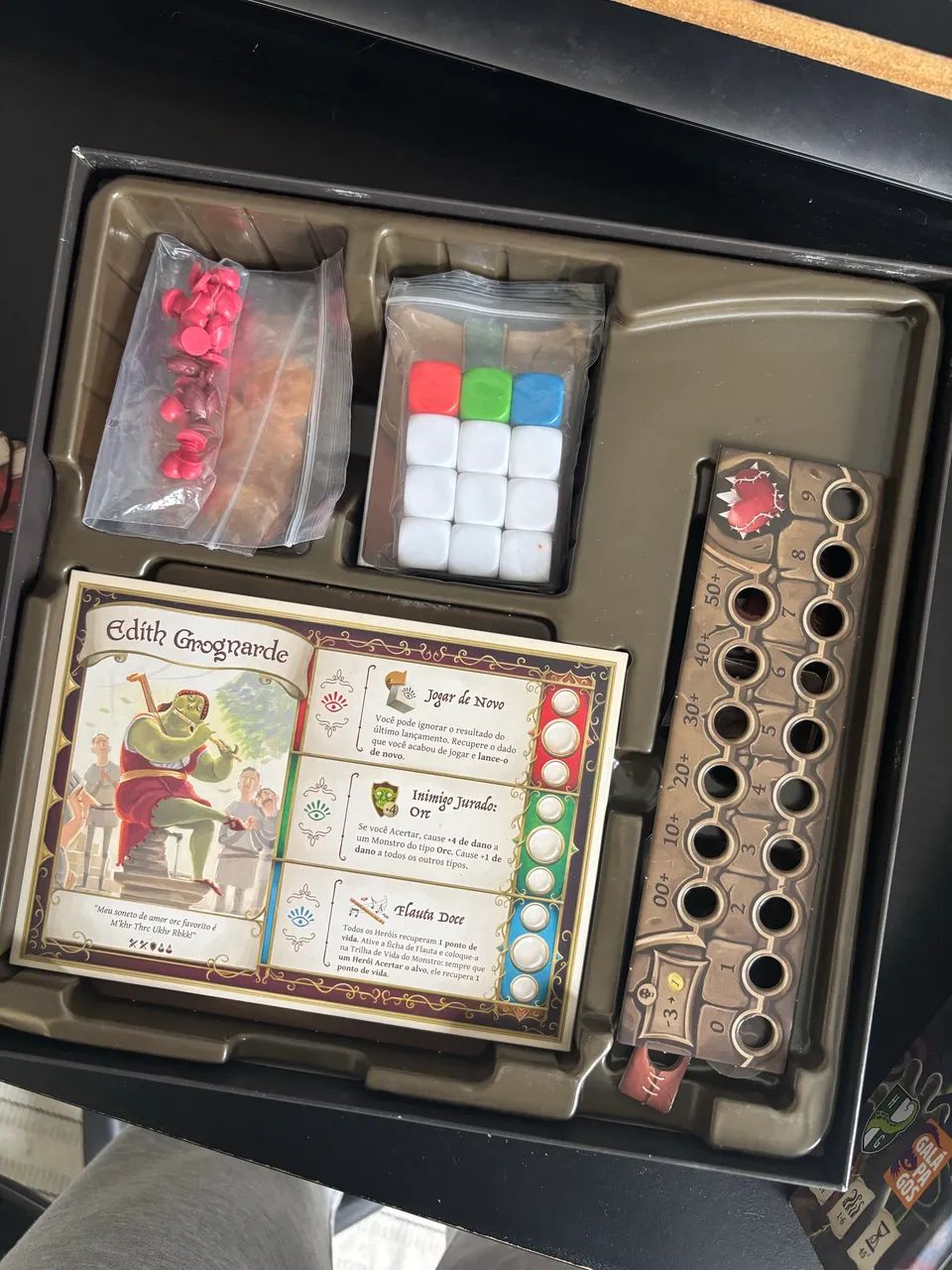 Jogo de tabuleiro Dungeon Fighters segunda edição  - Foto 2