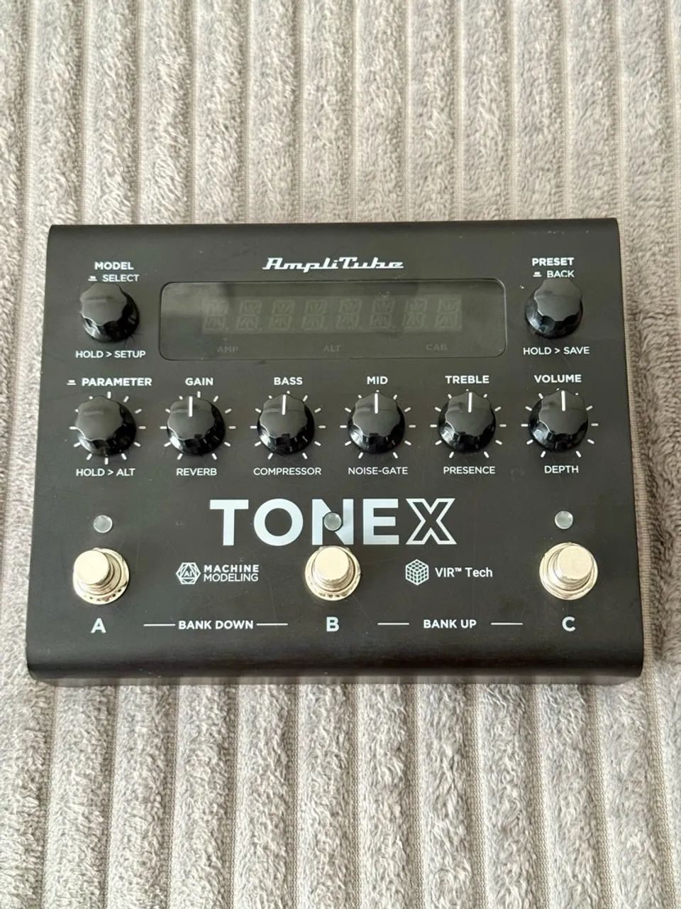 Pedal IK Multimedia TONEX AmpliTube. Somente Hardware