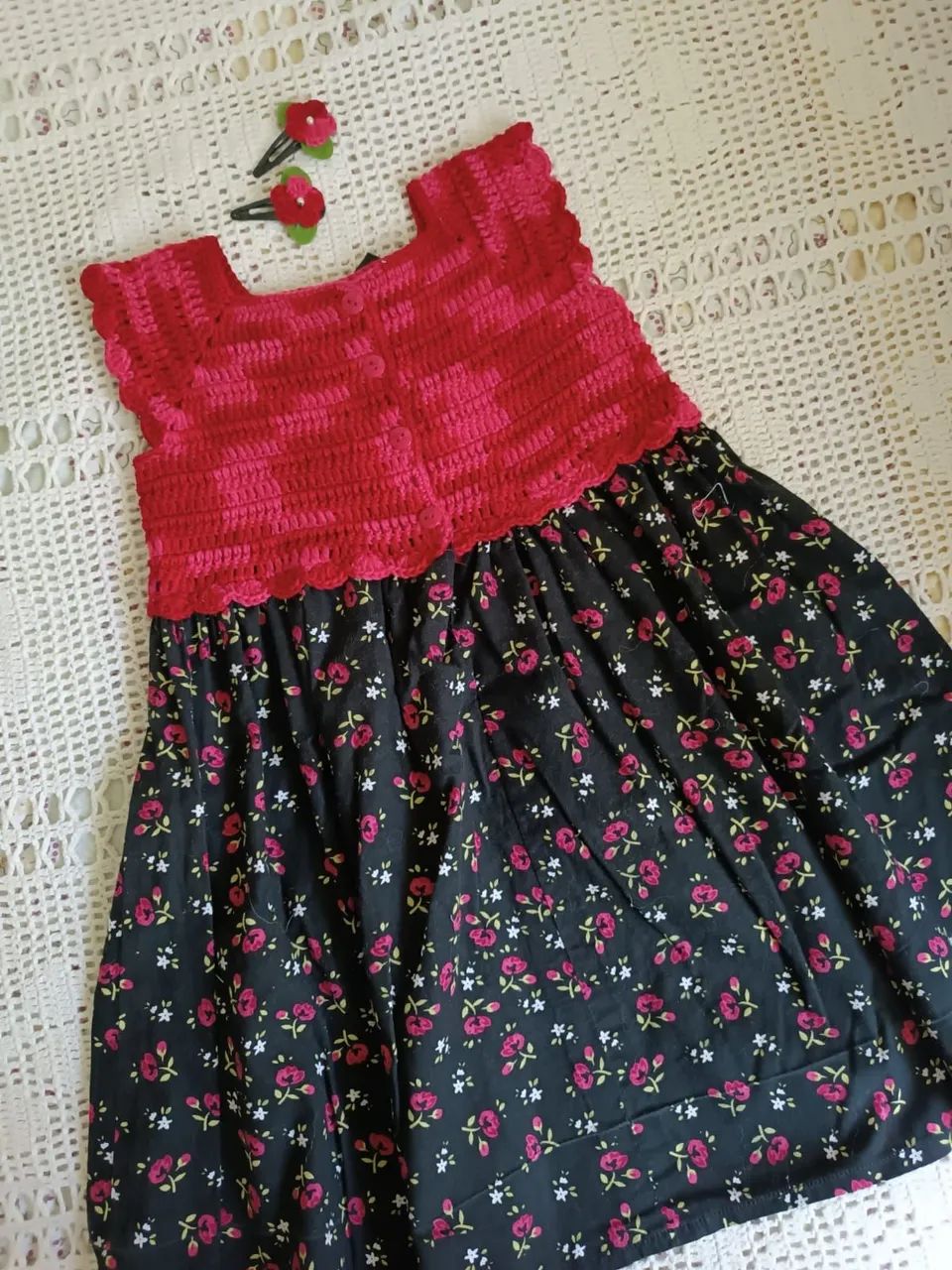 Vestido infantil com presilhas  - Foto 5