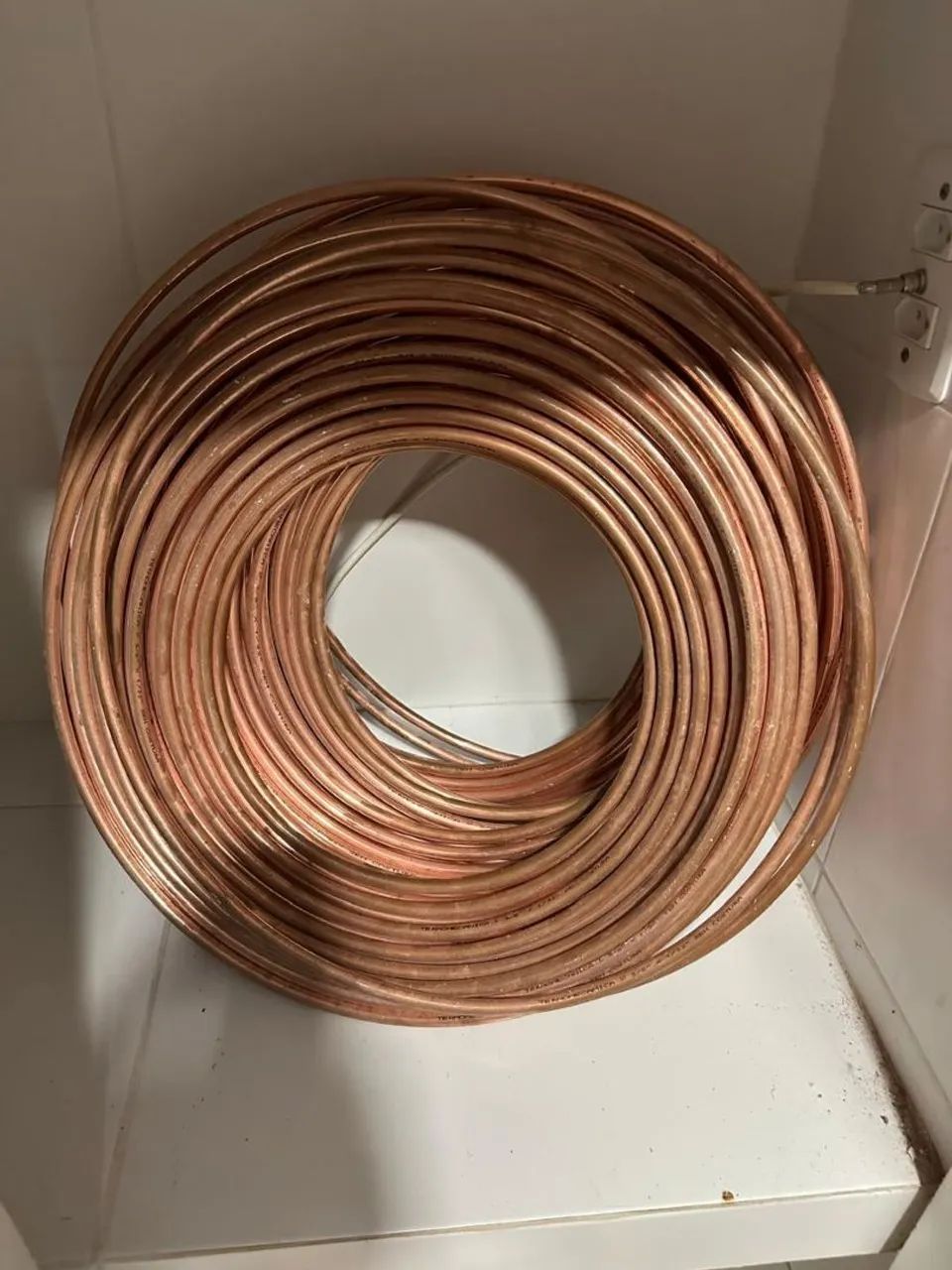 Cobre novo, valor 4.000
