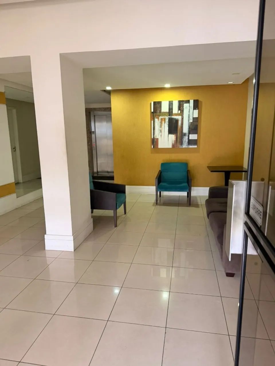 Otimo apto em S Francisco -Niterói 2 quartos - Foto 3