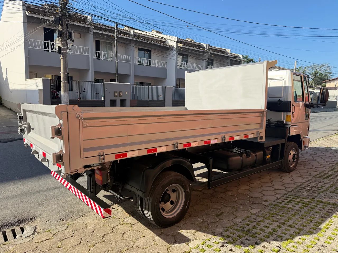 Ford Cargo 816  - Foto 3