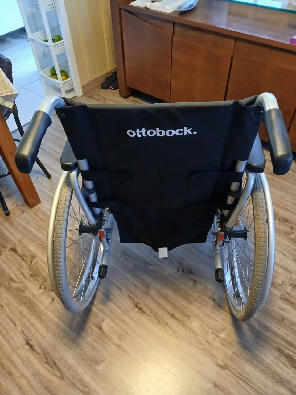Cadeira de rodas Ottobock - Foto 4