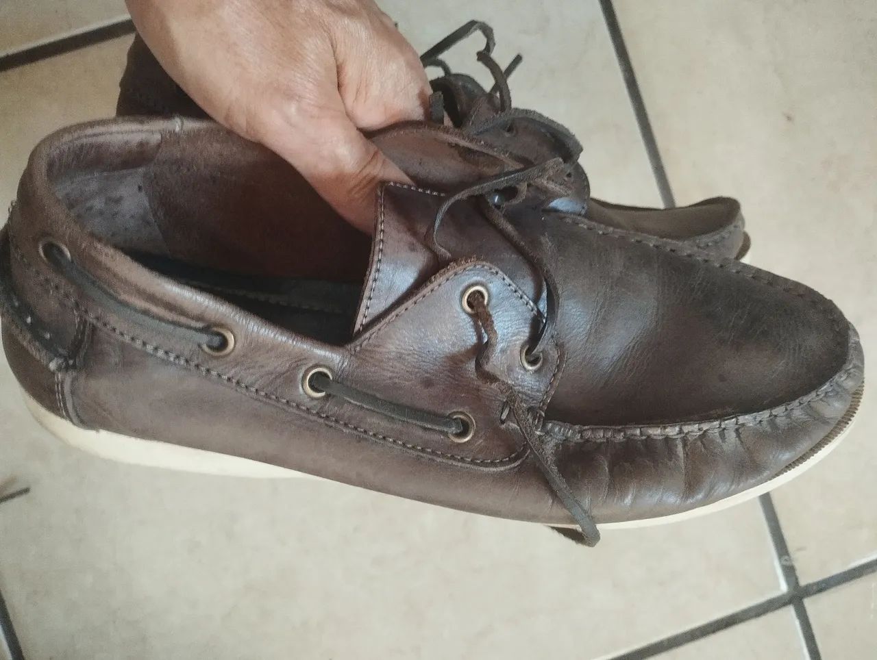 Sapato em couro legítimo original,leve, resistente e muito confortável número 40 - Foto 3
