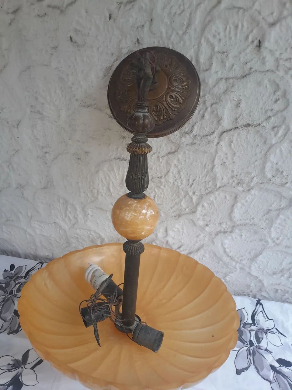 Lustre em resina - Foto 4