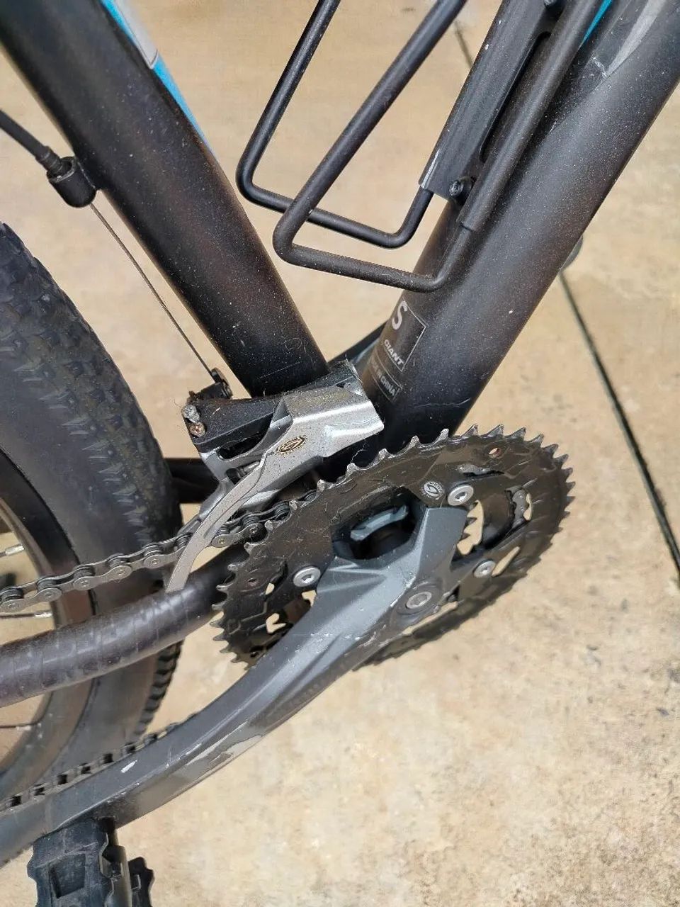 Bicicleta Giant profissional. - Foto 2