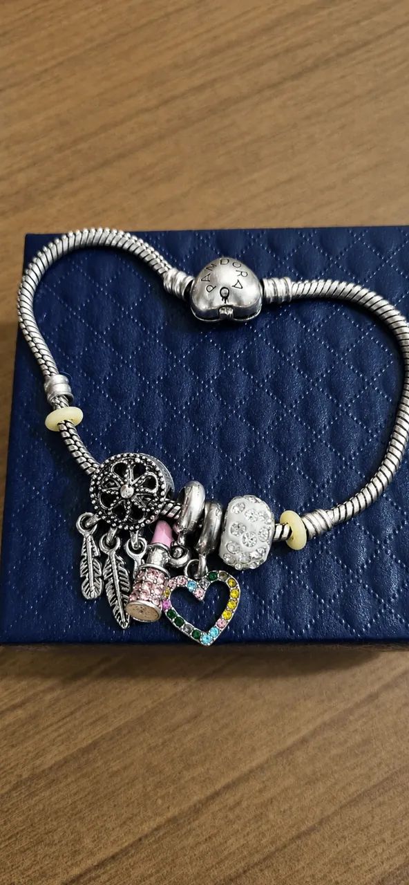 Pandora Original com Berloques - Charms - Troco por Celular - Foto 5