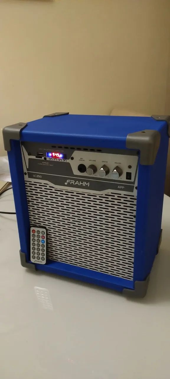 Caixa amplificada Frahm LC 250 100W