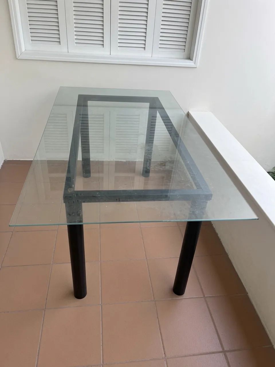 MESA DE ESCRITÓRIO VIDRO E METAL - Foto 2