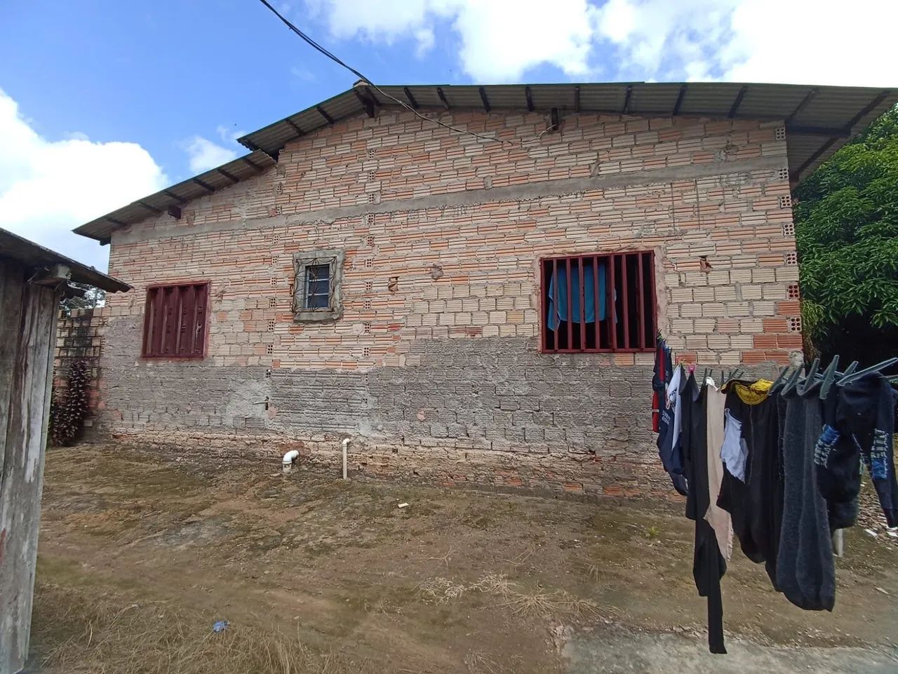 Casa a venda, boa localização  - Foto 2