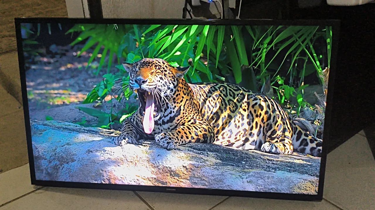 Tv Smart Samsung 43 Polegadas Top de Verdade  - Foto 2