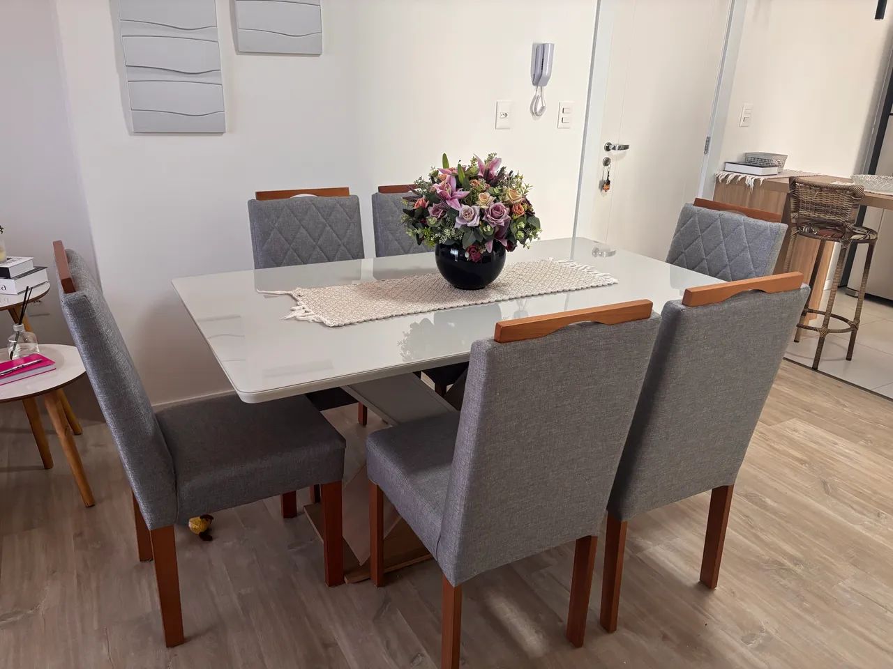 Jogo Mesa de jantar com cadeiras