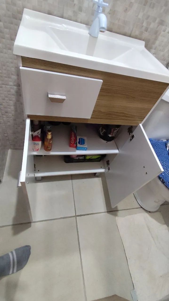 Armário para pia do banheiro. - Foto 2