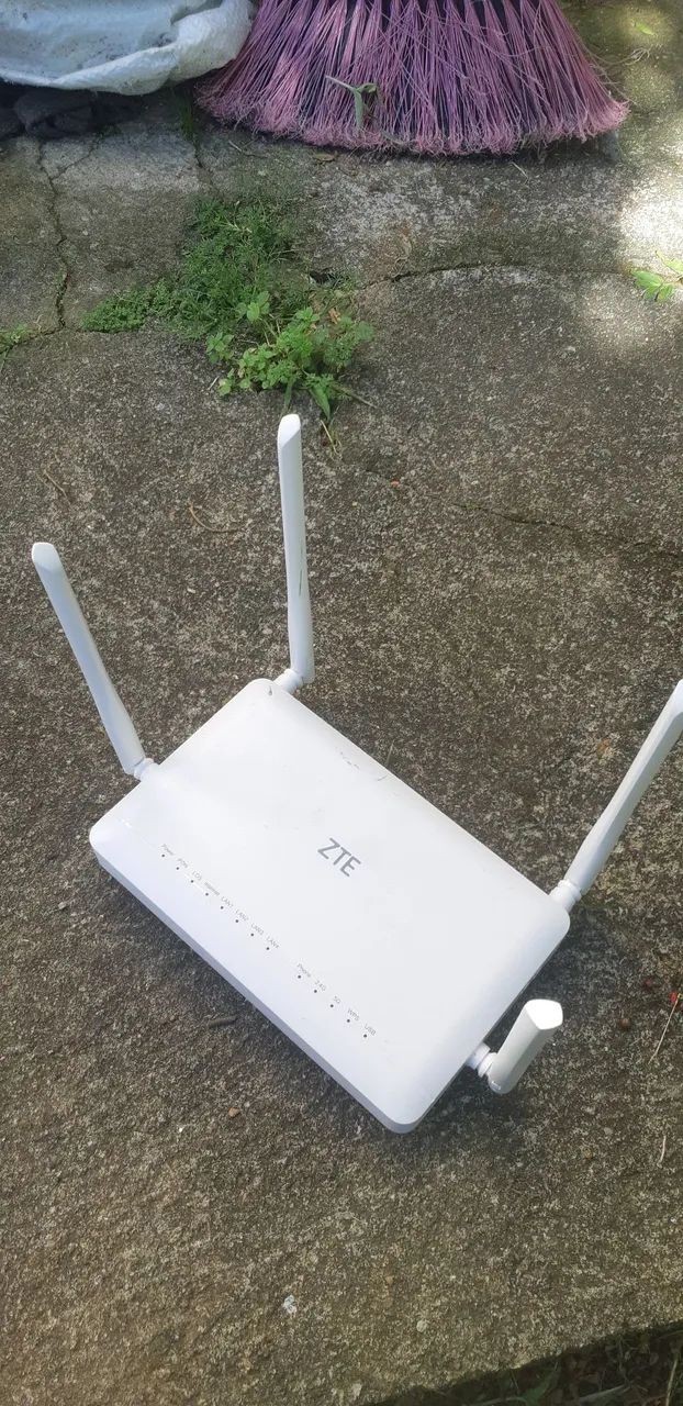 Modem e roteador Wi-Fi com 4 antenas ZTE - Foto 3