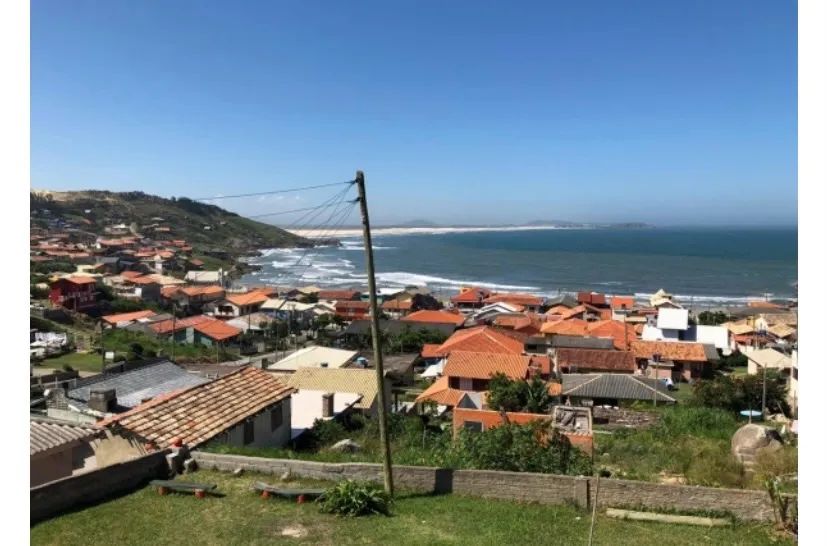 Vende-se cinco casas com estacionamento. - Foto 2