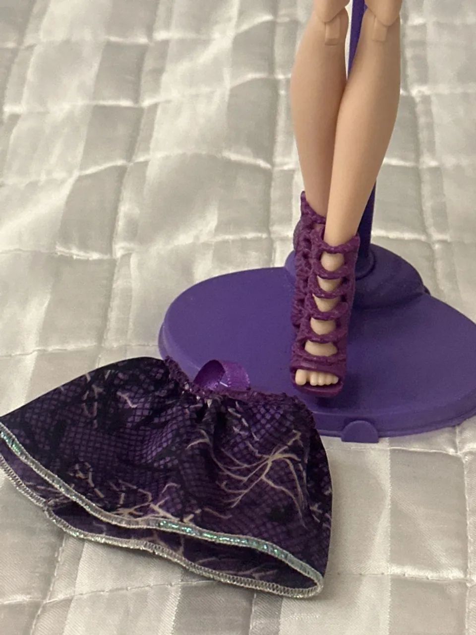Boneca Raven Queen - Ever after high - Foto 2