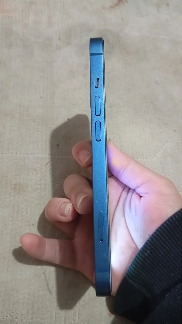 iPhone 13 azul - Foto 4