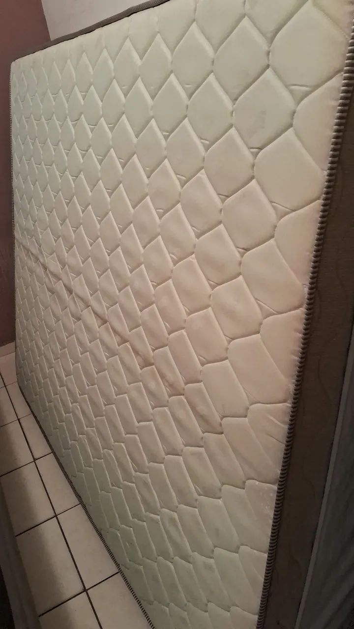 Geladeira e uma cama box  - Foto 5