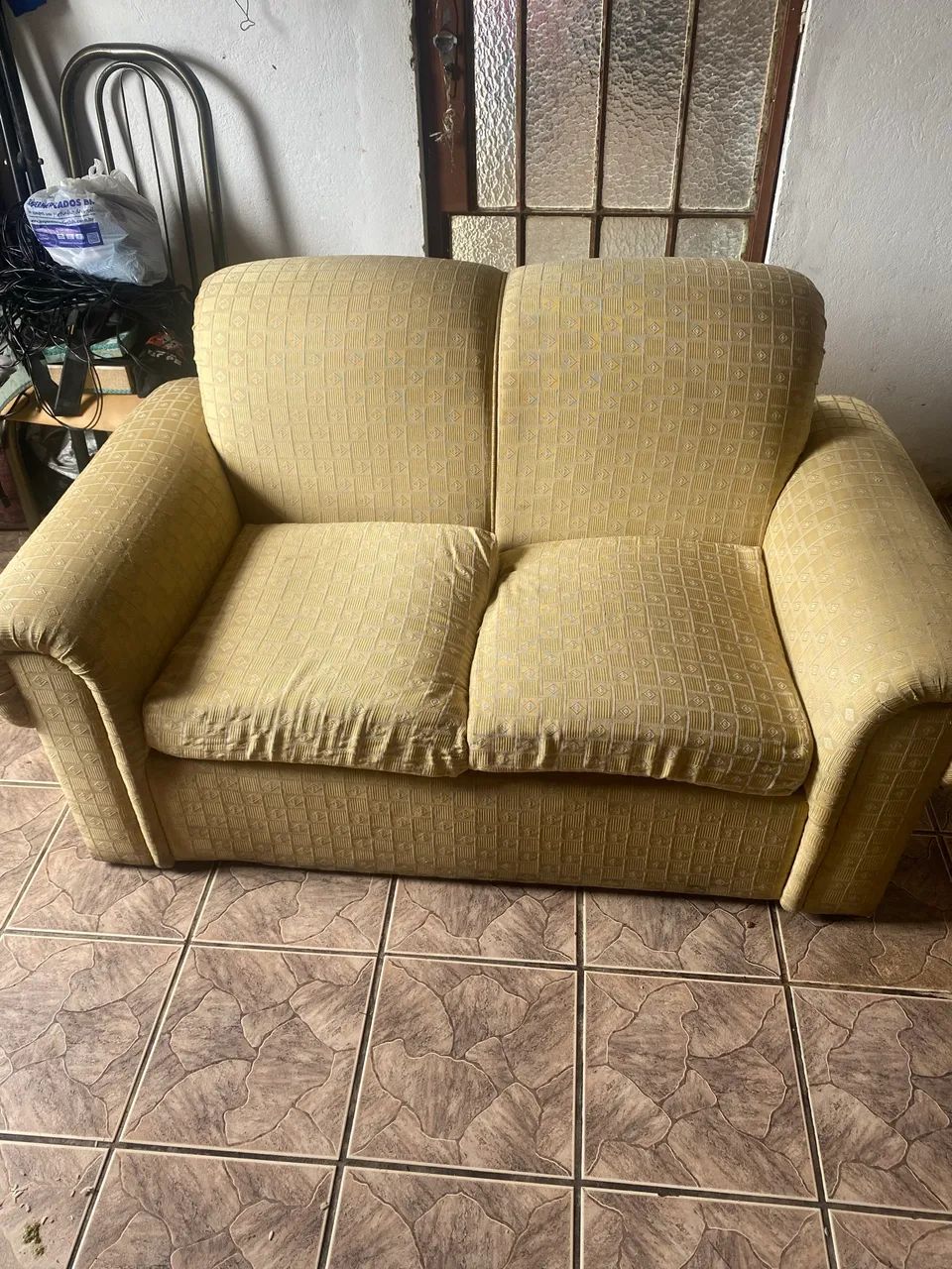 Sofá dois lugares