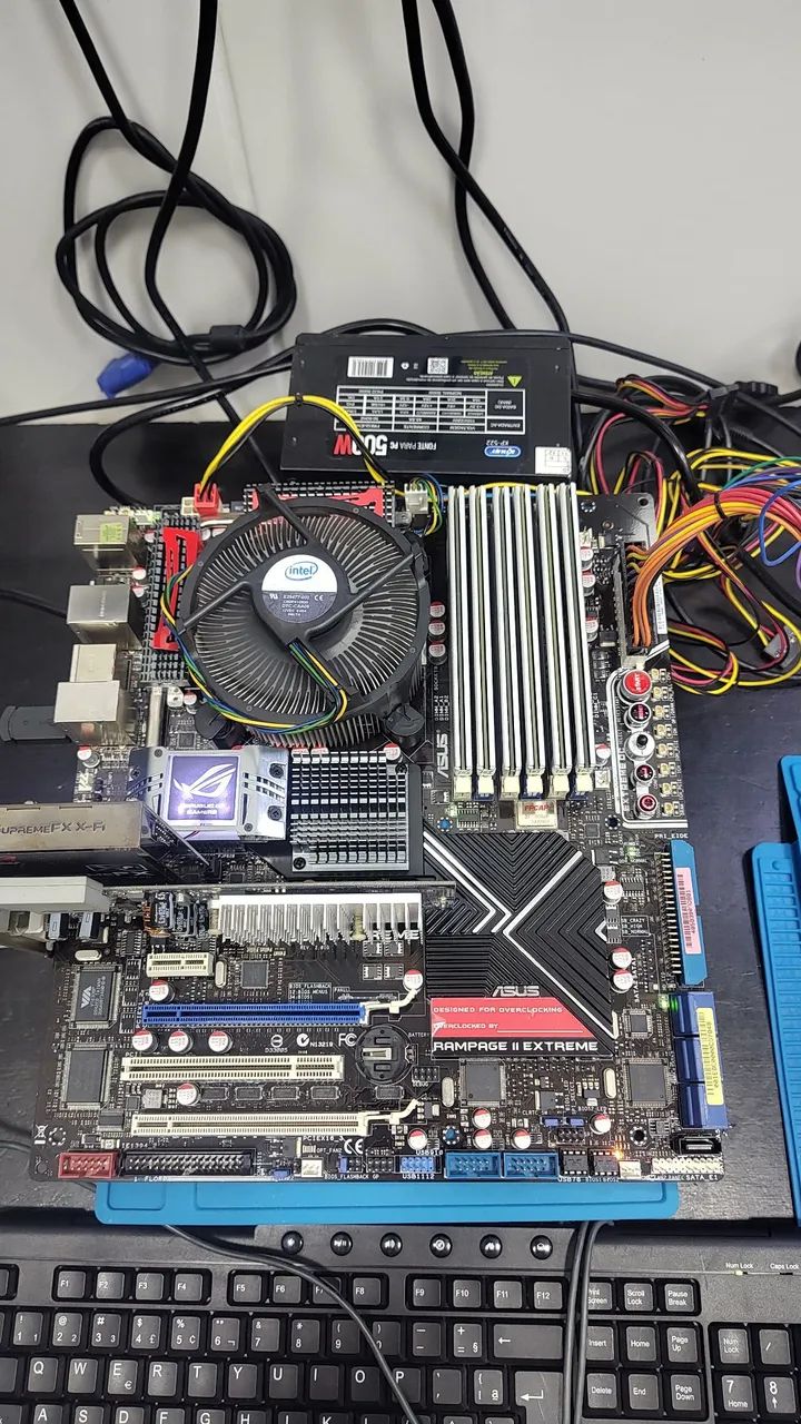 Kit Asus ROG I7 12GB Ram Rampage II EXTREME  - Foto 3