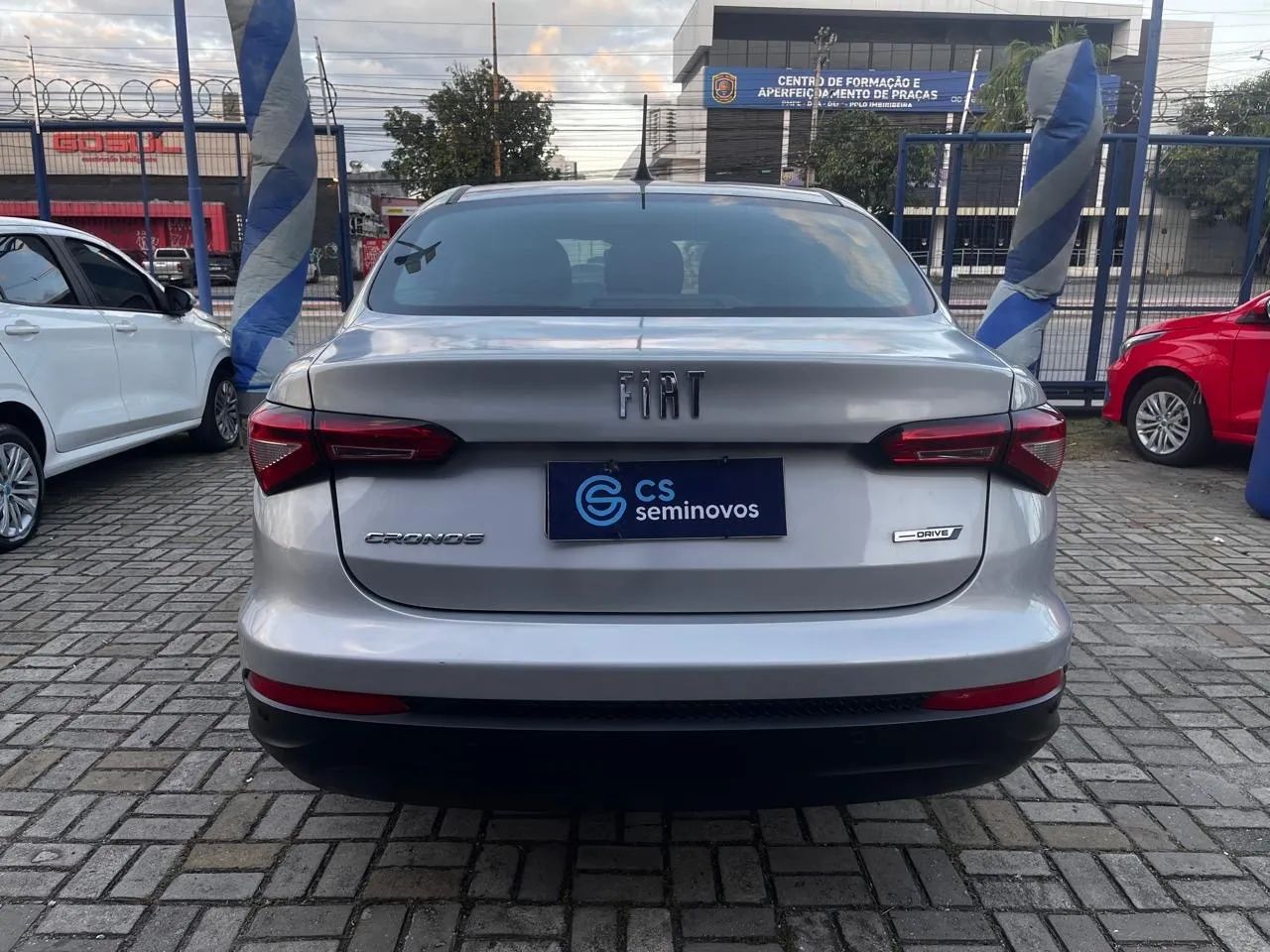 Fiat Cronos Drive 1.3 8V Flex 2023 - Foto 4