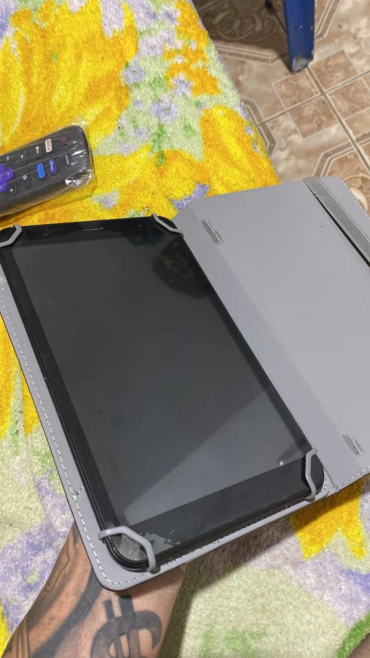 Tablet Multilaser 4GB 64GB - chip 4G + cartão - tela  - Foto 2
