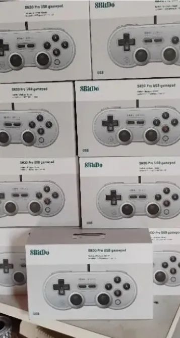 Controle 8BitDo SN30 Pro USB Com Fio (PC / Nintendo Switch / Raspberry Pi)